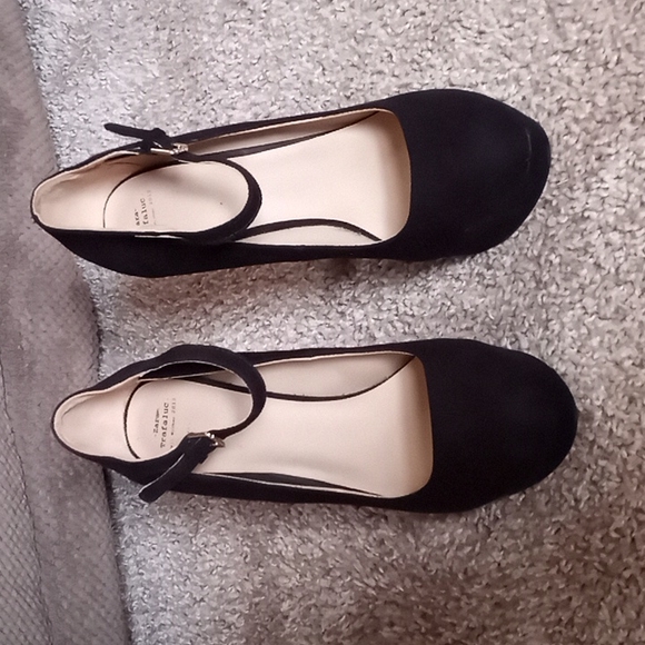 🔹️Zara - Trafaluc Heels - Picture 4 of 10
